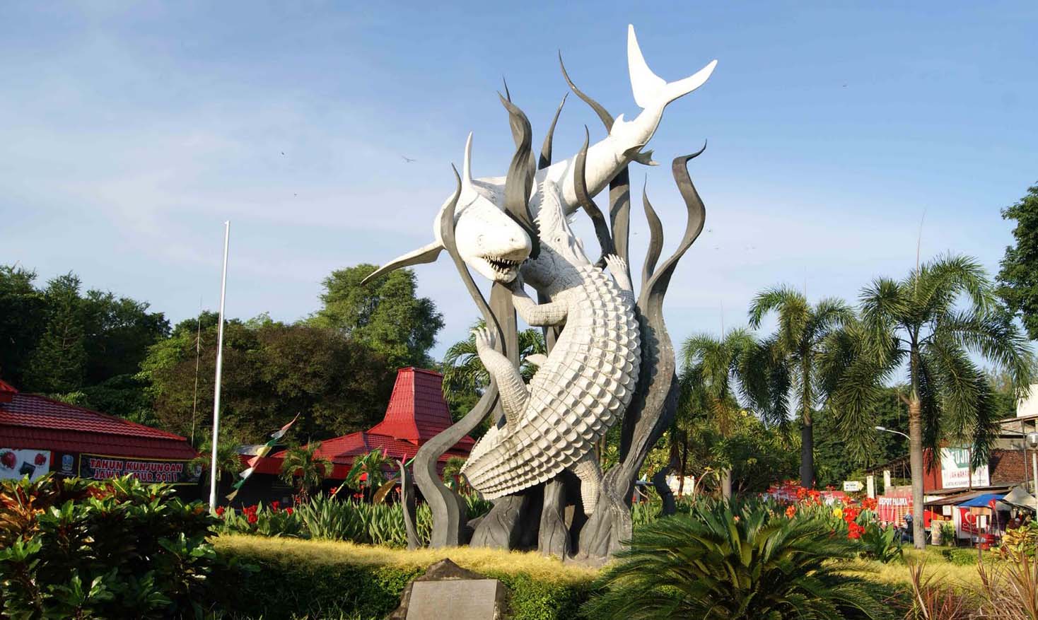 Destinasi Wajib Dikunjungi Saat Berada di Surabaya: Kota Pahlawan yang Penuh Pesona