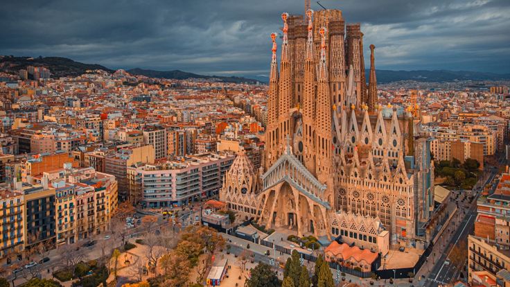Menjelajahi Pesona Spanyol: Deretan Tempat Wisata Menakjubkan yang Wajib Dikunjungi Saat Liburan