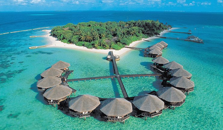 Wisata Kepulauan Derawan Kalimantan Timur yang Wajib Dikunjungi